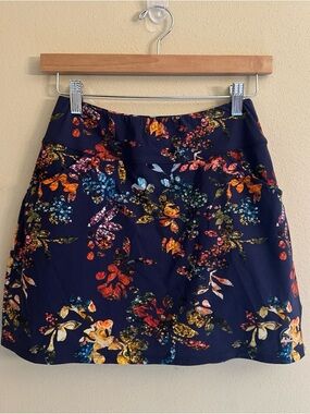 WOMEN’S 15.5” FORAY GRAPHIC GOLF CLASSIC FLORAL SKIRT SKORT NAVY SIZE SMALL